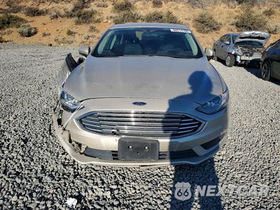 Piąte zdjęcie samochodu w środku: 2018 FORD FUSION SE VIN:3FA6P0HD5JR233120 - miniatura