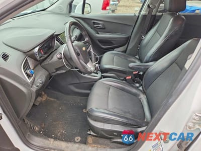 Zdjęcie 7 z 12 samochodu: 2019 CHEVROLET TRAX 1LT VIN:3GNCJPSBXKL257276 - miniatura