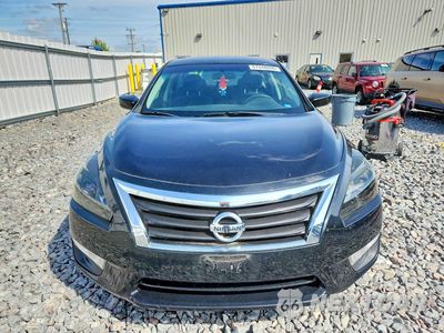Piąte zdjęcie samochodu w środku: 2015 NISSAN ALTIMA 2.5 S VIN:1N4AL3AP0FC190047 - miniatura