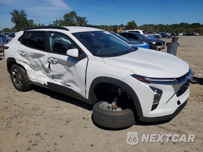 Czwarte zdjęcie samochodu z boku: 2026 CHEVROLET TRAX 1LT VIN:KL77LHEP2TC139461 - miniatura