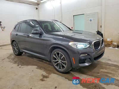 Czwarte zdjęcie samochodu z boku: 2019 BMW X3 SDRIVE30I VIN:5UXTR7C51KLF27387 - miniatura