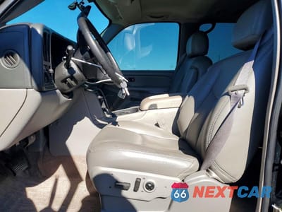 Zdjęcie 7 z 12 samochodu: 2005 CHEVROLET TAHOE C1500 VIN:1GNEC13T45R275759 - miniatura
