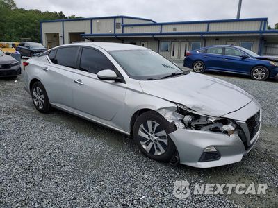 Czwarte zdjęcie samochodu z boku: 2020 NISSAN ALTIMA S VIN:1N4BL4BV7LC150082 - miniatura