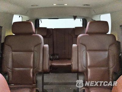 Zdjęcie 10 z 13 samochodu: 2019 CHEVROLET TAHOE C1500 PREMIER VIN:1GNSCCKJ4KR105346 - miniatura