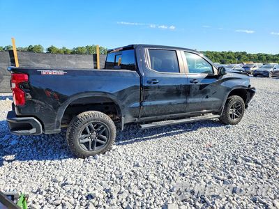 Trzecie zdjęcie samochodu z tyłu: 2021 CHEVROLET SILVERADO K1500 LT TRAIL BOSS VIN:3GCPYFED6MG249376 - miniatura