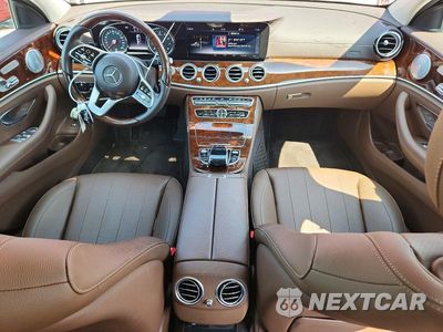 Zdjęcie 8 z 12 samochodu: 2019 MERCEDES-BENZ E 300 VIN:WDDZF4JB1KA581461 - miniatura