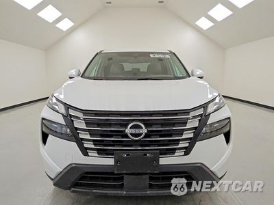 Piąte zdjęcie samochodu w środku: 2025 NISSAN ROGUE SV VIN:5N1BT3BB9SC783946 - miniatura