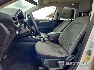 Zdjęcie 7 z 13 samochodu: 2022 FORD ESCAPE SE VIN:1FMCU0G68NUB54222 - miniatura
