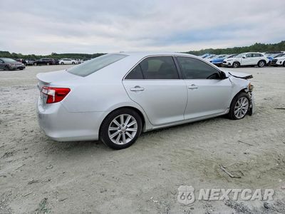 Trzecie zdjęcie samochodu z tyłu: 2014 TOYOTA CAMRY XLE VIN:4T4BF1FK8ER395181 - miniatura