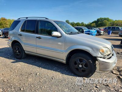 Czwarte zdjęcie samochodu z boku: 2004 MERCEDES-BENZ ML 350 VIN:4JGAB57E64A507865 - miniatura