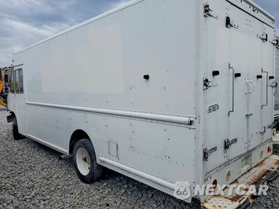 Drugie zdjęcie samochodu z przodu: 2015 FORD F59 DELIVERY TRUCK VIN:1F65F5KY6F0A07485 - miniatura