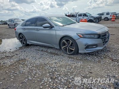 Czwarte zdjęcie samochodu z boku: 2019 HONDA ACCORD SPORT VIN:1HGCV1F38KA075159 - miniatura