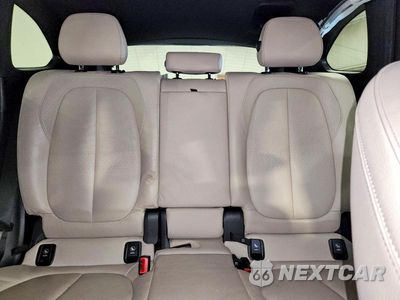 Zdjęcie 10 z 13 samochodu: 2019 BMW X1 XDRIVE28I VIN:WBXHT3C53K5L38326 - miniatura