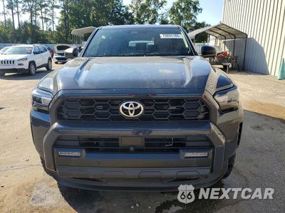 Piąte zdjęcie samochodu w środku: 2026 TOYOTA 4RUNNER TRD OFF-ROAD PREMIUM HV VIN:JTEVB5BR2T5040222 - miniatura