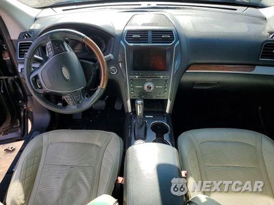 Zdjęcie 8 z 12 samochodu: 2016 FORD EXPLORER PLATINUM VIN:1FM5K8HT7GGC03851 - miniatura