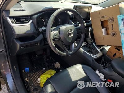 Zdjęcie 8 z 14 samochodu: 2022 TOYOTA RAV4 XLE PREMIUM VIN:2T3A1RFV6NC320808 - miniatura