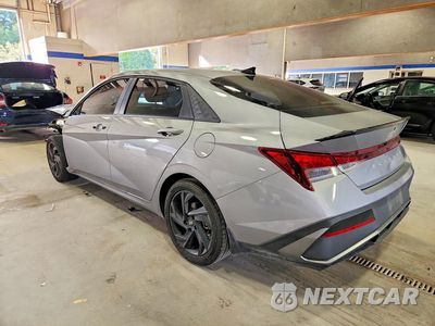 Drugie zdjęcie samochodu z przodu: 2026 HYUNDAI ELANTRA SEL SPORT VIN:KMHLM4DG9TU150536 - miniatura