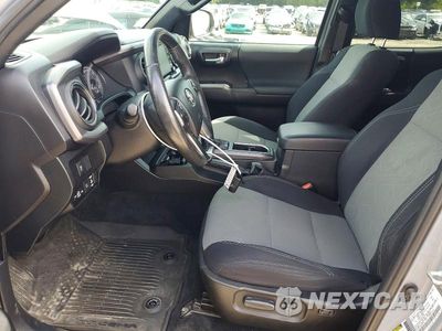 Zdjęcie 7 z 13 samochodu: 2021 TOYOTA TACOMA TRD SPORT VIN:3TMCZ5AN4MM432099 - miniatura