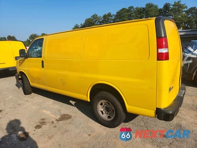 Drugie zdjęcie samochodu z przodu: 2020 CHEVROLET EXPRESS G2500 VIN:1GCWGAFPXL1226884 - miniatura