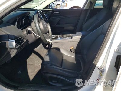 Zdjęcie 7 z 12 samochodu: 2017 JAGUAR XE PREMIUM VIN:SAJAD4BG6HA965821 - miniatura
