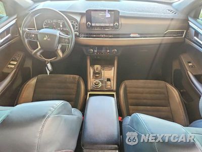 Zdjęcie 8 z 14 samochodu: 2022 MITSUBISHI OUTLANDER SE VIN:JA4J3UA81NZ055299 - miniatura
