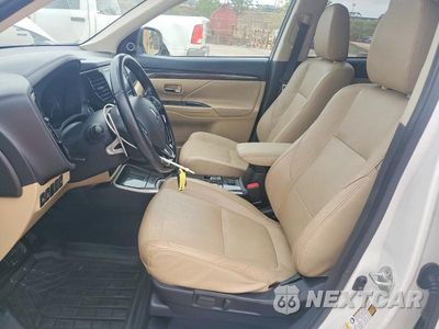Zdjęcie 7 z 12 samochodu: 2017 MITSUBISHI OUTLANDER GT VIN:JA4JZ4AX6HZ039867 - miniatura