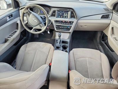 Zdjęcie 8 z 12 samochodu: 2016 HYUNDAI SONATA SE VIN:5NPE24AF5GH276309 - miniatura