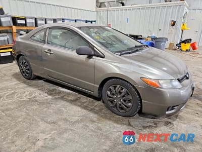 Czwarte zdjęcie samochodu z boku: 2007 HONDA CIVIC LX VIN:2HGFG12647H558499 - miniatura