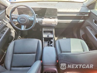 Zdjęcie 8 z 12 samochodu: 2024 HYUNDAI KONA LIMITED VIN:KM8HE3A3XRU168602 - miniatura