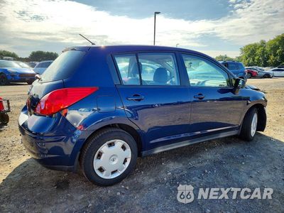 Trzecie zdjęcie samochodu z tyłu: 2009 NISSAN VERSA 1.8 S VIN:3N1BC13E69L381451 - miniatura