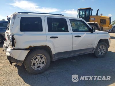 Trzecie zdjęcie samochodu z tyłu: 2014 JEEP PATRIOT SPORT VIN:1C4NJPBB2ED916351 - miniatura