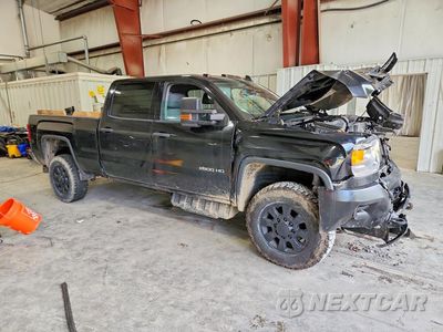 Czwarte zdjęcie samochodu z boku: 2017 GMC SIERRA K2500 HEAVY DUTY VIN:1GT12REY3HF100135 - miniatura