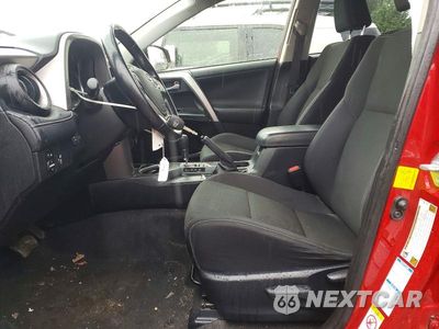 Zdjęcie 7 z 13 samochodu: 2016 TOYOTA RAV4 XLE VIN:JTMRFREV7GJ079797 - miniatura