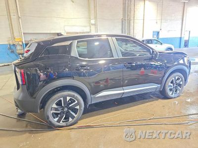 Trzecie zdjęcie samochodu z tyłu: 2026 NISSAN KICKS SV VIN:3N8AP6CB1TL372667 - miniatura