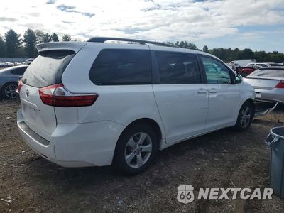 Trzecie zdjęcie samochodu z tyłu: 2015 TOYOTA SIENNA LE VIN:5TDKK3DC9FS652081 - miniatura