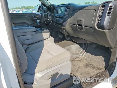 Zdjęcie 8 z 12 samochodu: 2018 CHEVROLET SILVERADO C1500 VIN:1GCNCNEHXJZ136061 - miniatura