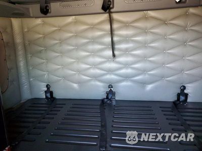 Zdjęcie 10 z 14 samochodu: 2014 FREIGHTLINER CASCADIA SEMI TRUCK VIN:3AKJGLD52ESFV9322 - miniatura