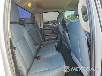 Zdjęcie 10 z 12 samochodu: 2018 RAM 1500 ST VIN:1C6RR6FG6JS275499 - miniatura