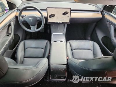 Zdjęcie 8 z 12 samochodu: 2024 TESLA MODEL Y VIN:7SAYGDEE9RA225784 - miniatura