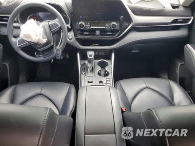 Zdjęcie 8 z 14 samochodu: 2023 TOYOTA HIGHLANDER XLE VIN:5TDKDRAH2PS511867 - miniatura