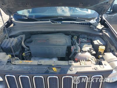 Zdjęcie 12 z 13 samochodu: 2017 JEEP RENEGADE SPORT VIN:ZACCJBAB4HPF97892 - miniatura