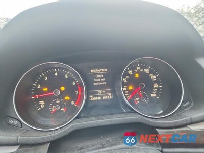 Zdjęcie 9 z 12 samochodu: 2017 VOLKSWAGEN PASSAT SE VIN:1VWBT7A35HC016753 - miniatura
