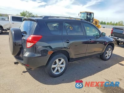 Trzecie zdjęcie samochodu z tyłu: 2007 TOYOTA RAV4 LIMITED VIN:JTMBD31V376029704 - miniatura