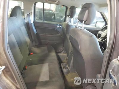 Zdjęcie 10 z 12 samochodu: 2017 JEEP PATRIOT SPORT VIN:1C4NJPBA2HD146079 - miniatura