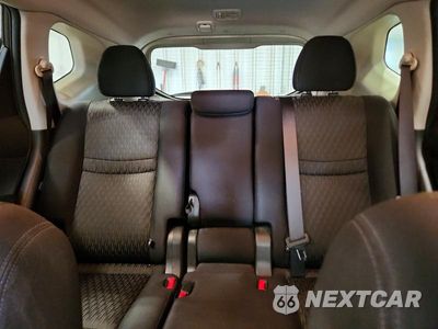 Zdjęcie 10 z 13 samochodu: 2019 NISSAN ROGUE SV VIN:JN8AT2MV5KW392880 - miniatura