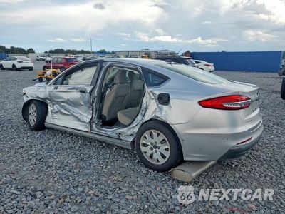 Drugie zdjęcie samochodu z przodu: 2019 FORD FUSION S VIN:3FA6P0G73KR194136 - miniatura