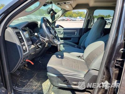 Zdjęcie 7 z 12 samochodu: 2016 RAM 1500 SLT VIN:1C6RR7GM0GS203832 - miniatura