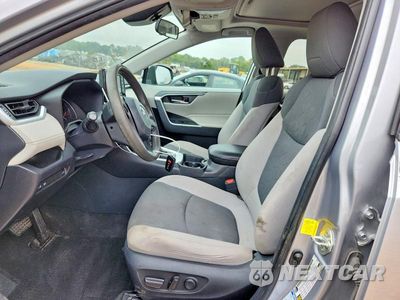 Zdjęcie 7 z 14 samochodu: 2019 TOYOTA RAV4 XLE VIN:2T3P1RFV9KC040435 - miniatura