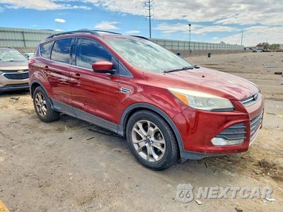 Czwarte zdjęcie samochodu z boku: 2014 FORD ESCAPE SE VIN:1FMCU0GXXEUB29623 - miniatura