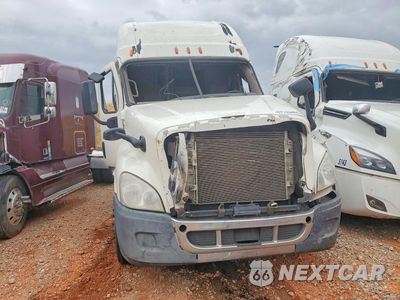 Piąte zdjęcie samochodu w środku: 2014 FREIGHTLINER CASCADIA SEMI TRUCK VIN:3AKJGLD61ESFR7486 - miniatura